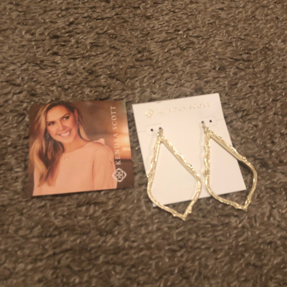 Kendra Scott Sophee Drop Earrings